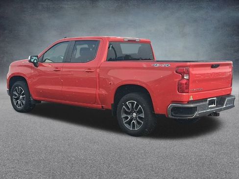 Used 2022 Chevrolet Silverado 1500 LT w/ Protection Package image 10