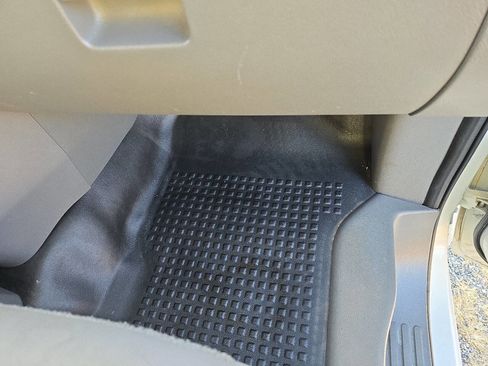 Used 2020 Nissan NV 2500 SV w/ Navigation Package image 26