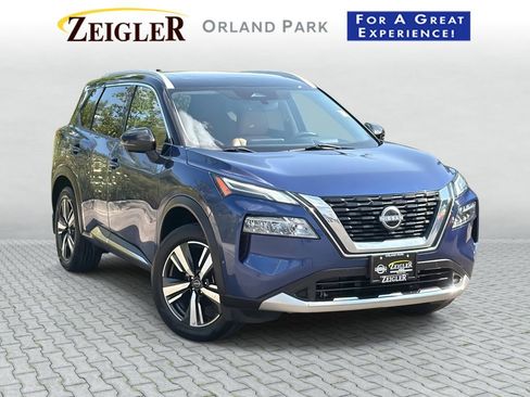 Certified 2023 Nissan Rogue Platinum w/ Platinum Premium Package AWD/4WD image 1