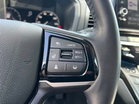 Used 2025 Honda Odyssey Elite image 11