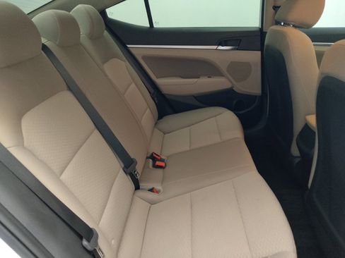 Used 2019 Hyundai Elantra SEL FWD image 19