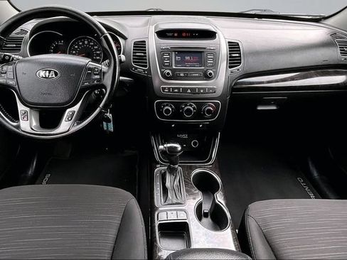 Used 2015 Kia Sorento LX AWD/4WD image 7