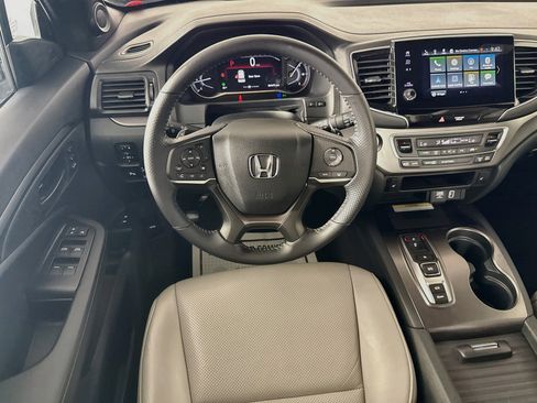 Used 2023 Honda Passport EX-L image 27