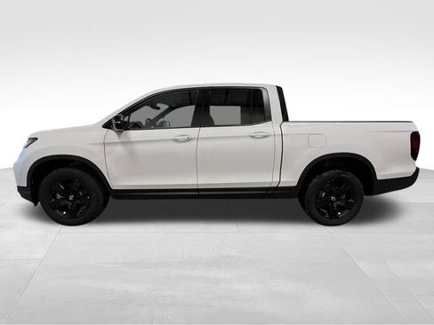 New 2026 Honda Ridgeline Black Edition image 2