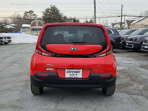 Certified 2020 Kia Soul S image 5