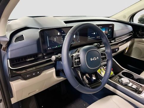 New 2026 Kia Carnival SX Prestige image 9