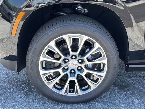 New 2026 GMC Yukon Denali w/ Denali Reserve Package RWD image 27