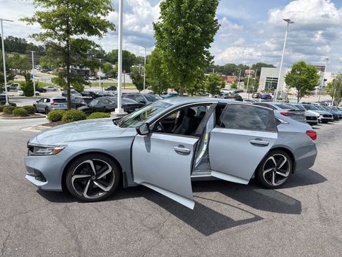 Certified 2022 Honda Accord Sport Special Edition image 18