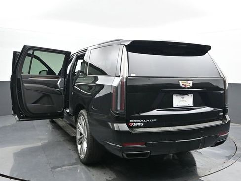 New 2026 Cadillac Escalade ESV Platinum Sport AWD/4WD image 50