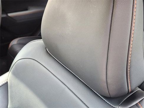 Certified 2025 Subaru Crosstrek 2.5i Limited w/ Crosstrek Mirror Package image 15