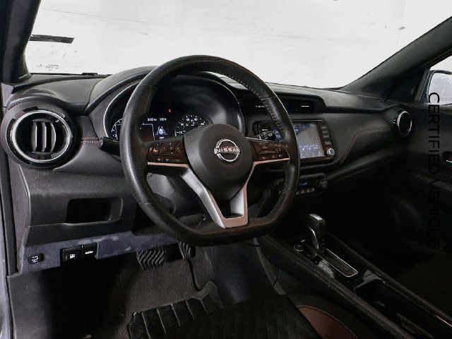 Certified 2022 Nissan Kicks SR w/ Interior Electronics Package FWD image 7