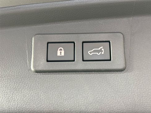 Used 2024 Subaru Outback Wilderness AWD/4WD image 43