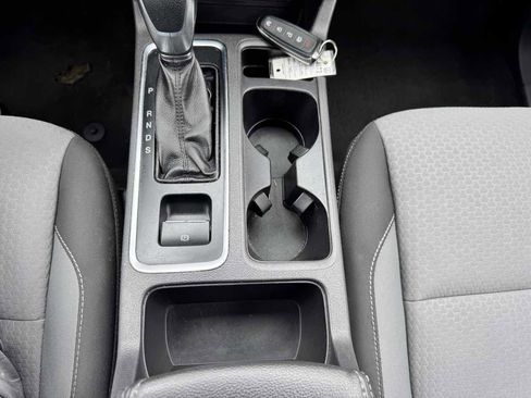 Used 2019 Ford Escape SE FWD image 55