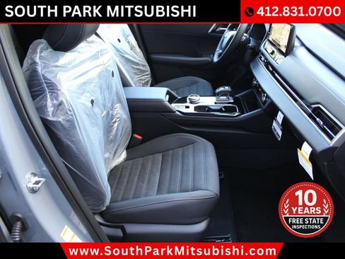 New 2026 Mitsubishi Outlander AWD image 14