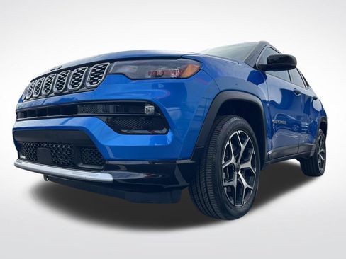 Used 2025 Jeep Compass Limited AWD/4WD image 55
