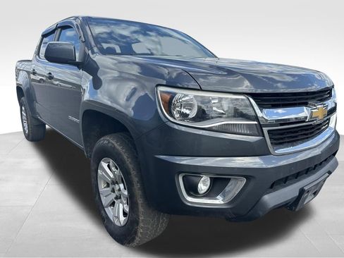 Used 2017 Chevrolet Colorado LT w/ LT Convenience Package image 8