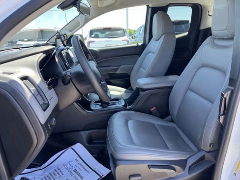 Used 2022 Chevrolet Colorado W/T w/ WT Convenience Package RWD image 11
