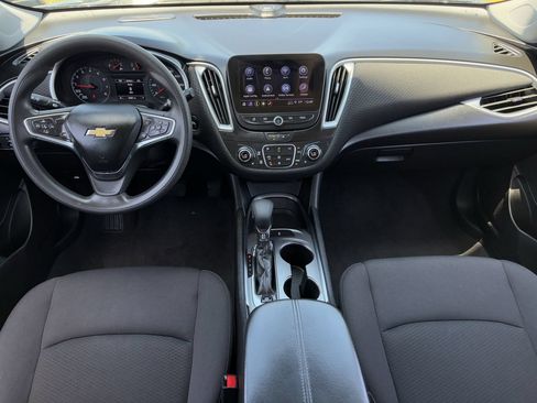 Used 2023 Chevrolet Malibu LT FWD image 12