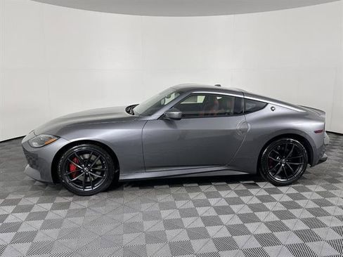 New 2025 Nissan Z Performance w/ Floor Mat Package RWD image 8