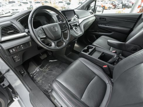 Used 2023 Honda Odyssey Sport image 5