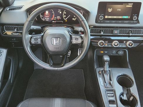 Used 2024 Honda Civic Sport image 25