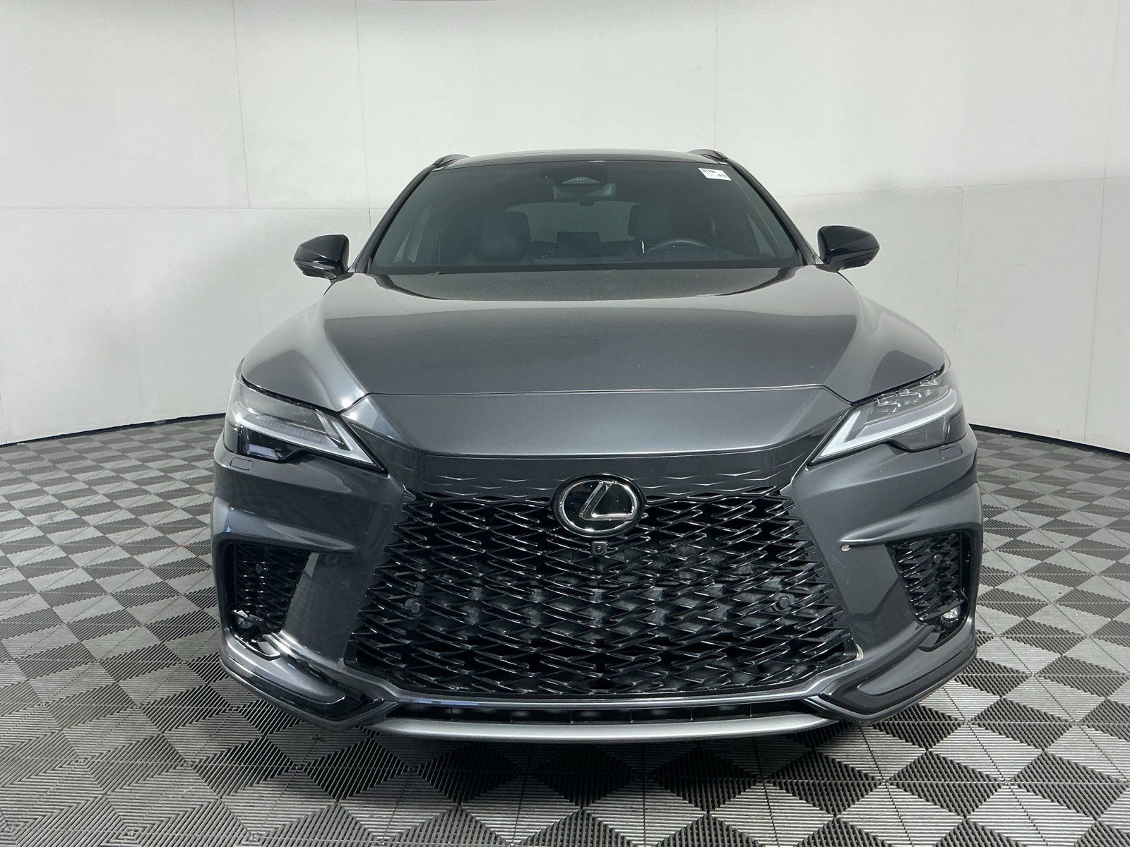Used 2024 Lexus RX 500h F Sport w/ Convenience Package AWD/4WD image 2