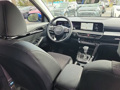 New 2026 Kia Seltos S image 13