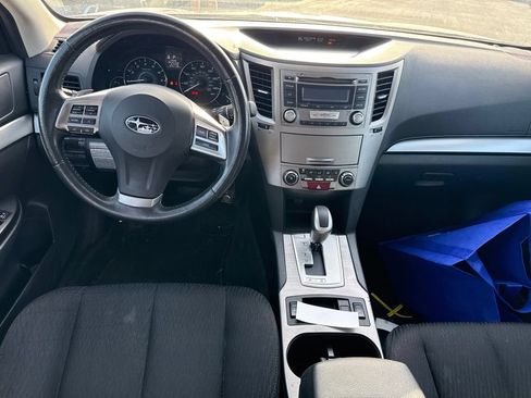 Used 2012 Subaru Outback 2.5i Premium AWD/4WD image 21