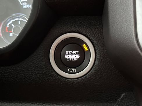Used 2022 RAM 1500 Big Horn AWD/4WD image 23
