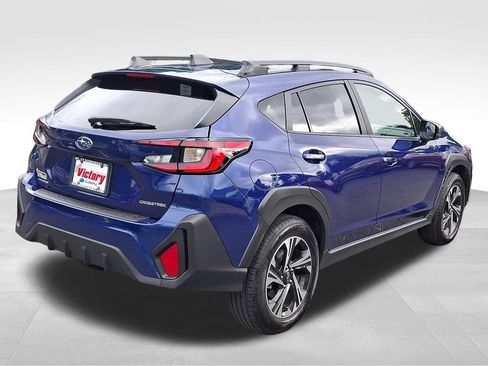 Used 2025 Subaru Crosstrek 2.5i Premium AWD/4WD image 6