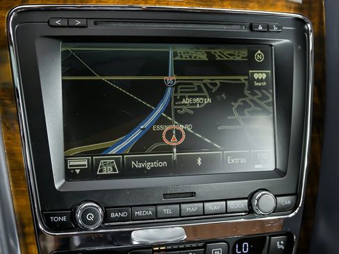 Used 2015 Bentley Flying Spur V8 image 35