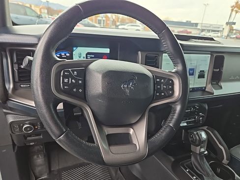 Used 2021 Ford Bronco Outer Banks image 12