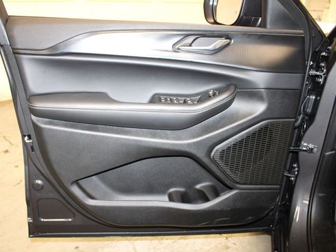 New 2025 Jeep Grand Cherokee Laredo X w/ Luxury Tech Group I image 26