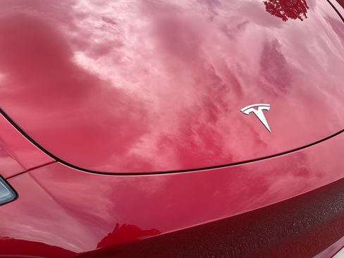 Used 2023 Tesla Model Y Long Range AWD/4WD image 22
