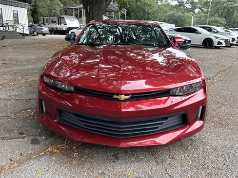 Used 2017 Chevrolet Camaro LT w/ Technology Package RWD image 8