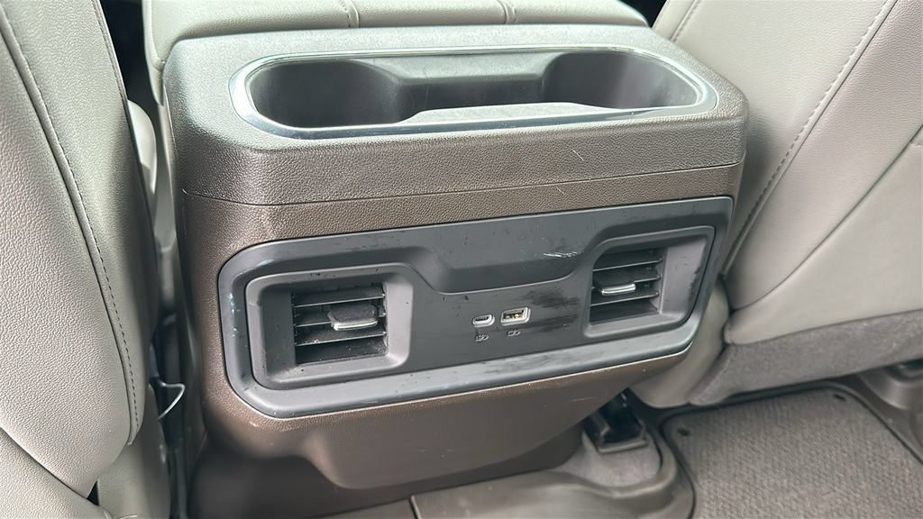 Used 2024 Chevrolet Silverado 1500 RST AWD/4WD image 28