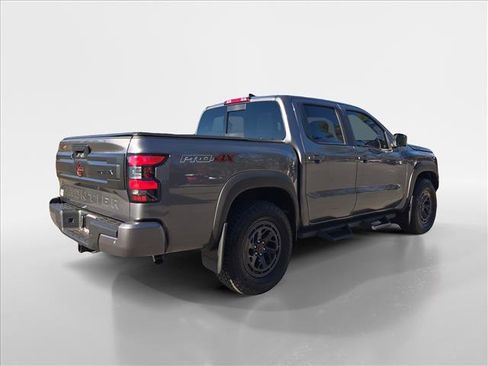 New 2026 Nissan Frontier PRO-4X w/ Pro-4x Convenience Package image 5