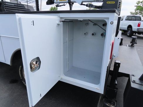 Used 2022 RAM 3500 Tradesman AWD/4WD image 17