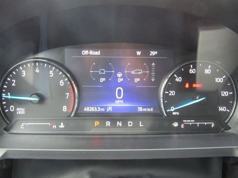 Used 2024 Ford Explorer XLT w/ Equipment Group 202A image 25