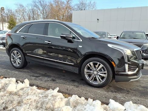 Certified 2025 Cadillac XT5 Premium Luxury image 6