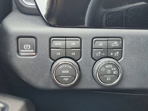 New 2026 Chevrolet Silverado 2500 LT w/ Trail Boss Package AWD/4WD image 23