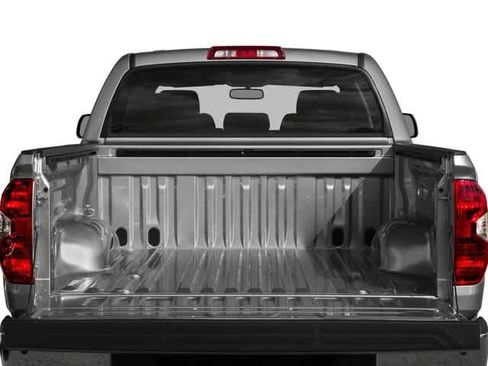 Used 2016 Toyota Tundra SR5 w/ SR5 Upgrade Package RWD image 16