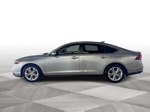 Used 2025 Honda Accord LX image 5