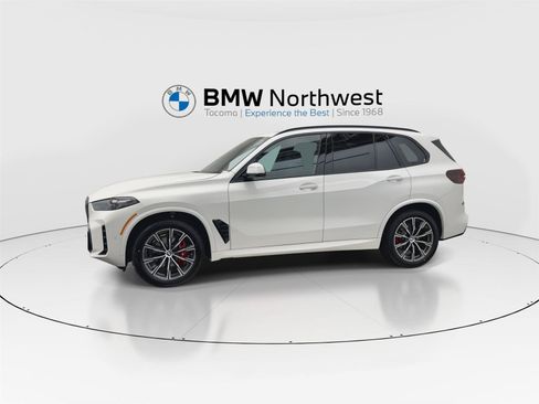 New 2026 BMW X5 xDrive40i w/ M Sport Package AWD/4WD image 10