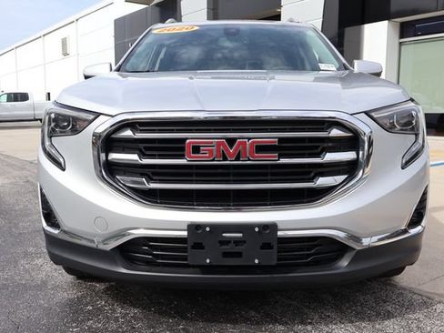 Used 2020 GMC Terrain SLT w/ GMC Pro Grade Package AWD/4WD image 2