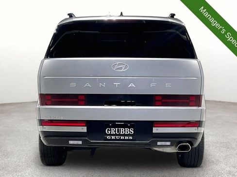Used 2025 Hyundai Santa Fe Limited FWD image 5