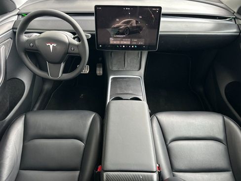 Used 2022 Tesla Model Y Performance image 12
