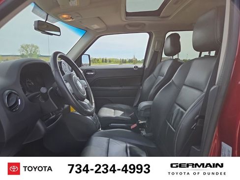 Used 2016 Jeep Patriot High Altitude AWD/4WD image 13