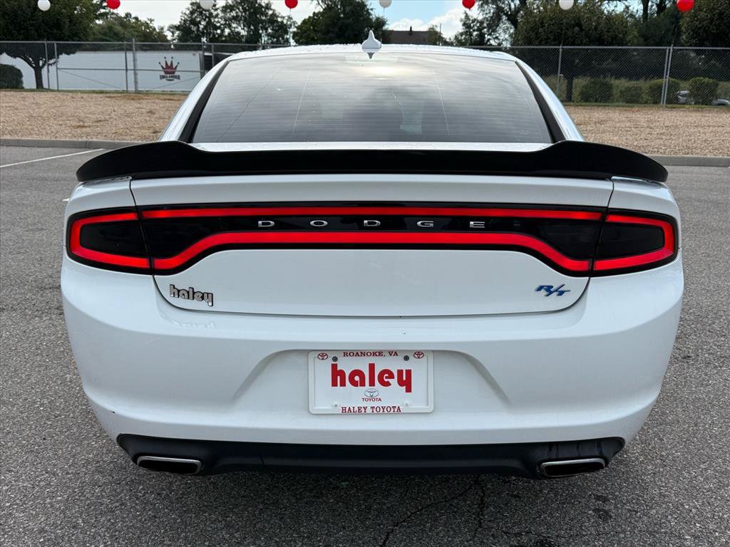 Used 2016 Dodge Charger R/T RWD image 6