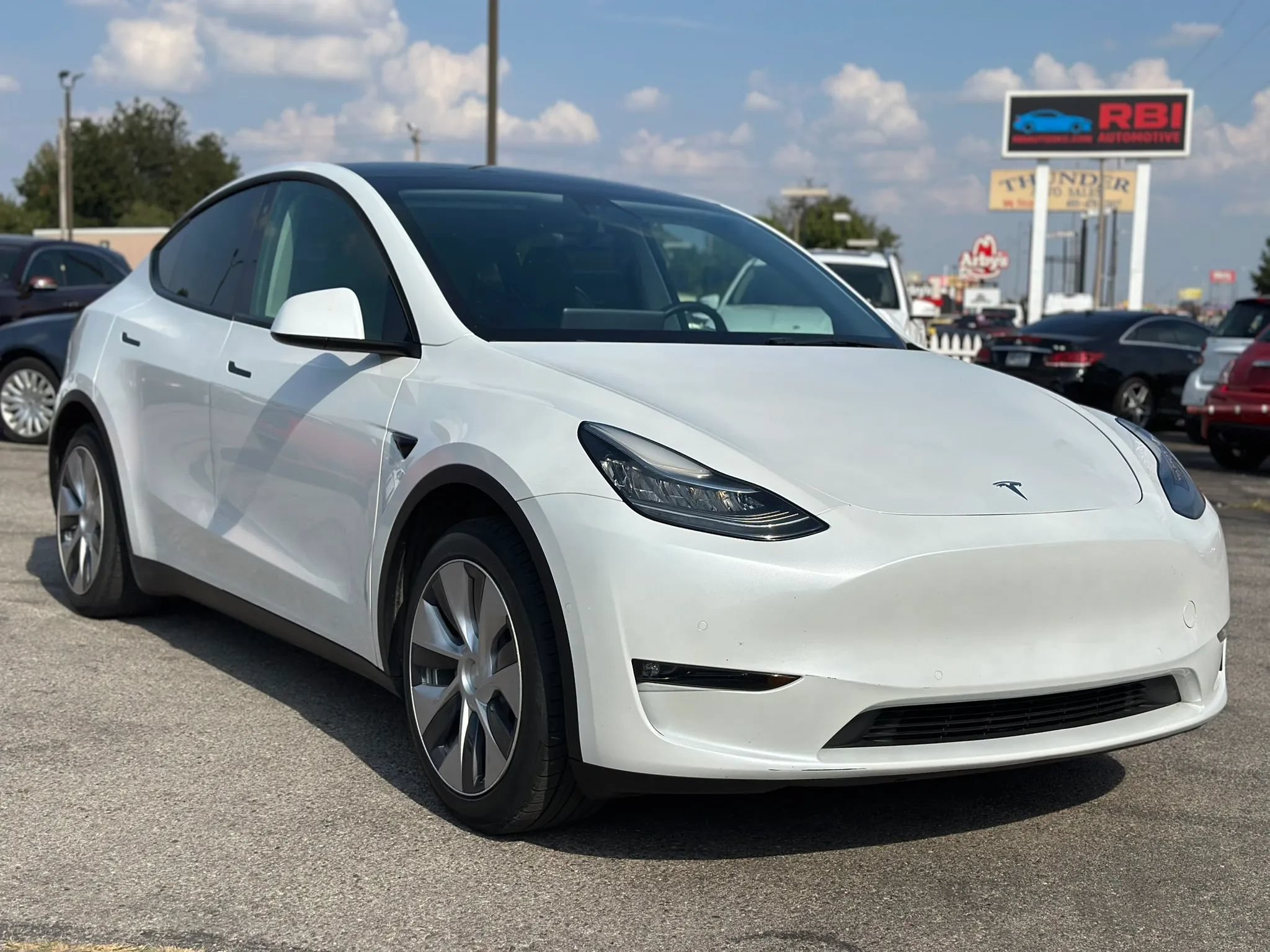 Used 2021 Tesla Model Y 2WD image 5